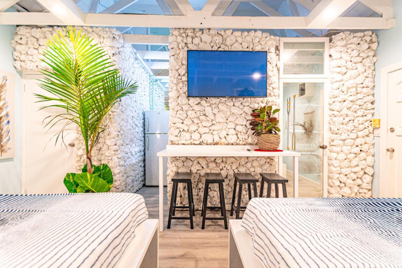 Butterfly Cottage At Viking Hill - Love Beach Nassau Bagian luar foto